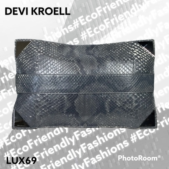 Devi Kroell Womens Gray Snakeskin Clutch Handbag Leather One Size